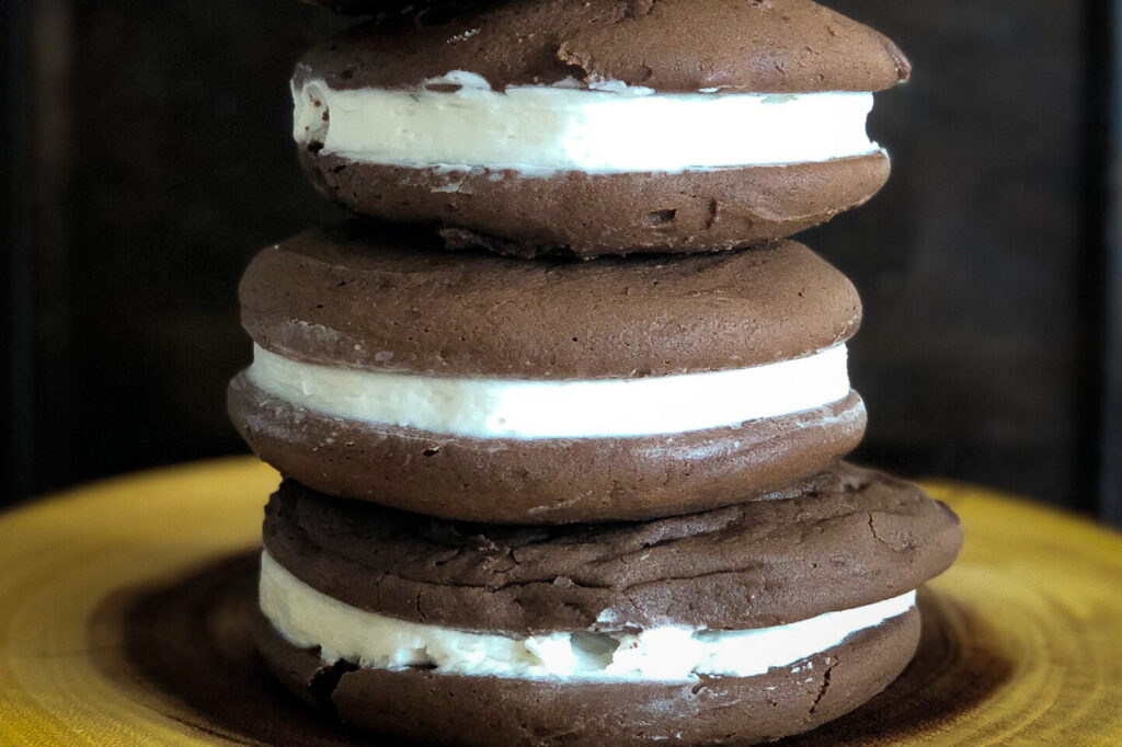 Homemade Chocolate Whoopie Pie