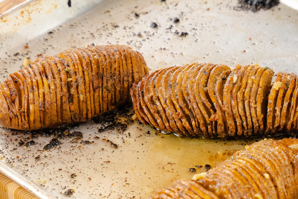 Garlic Parmesan Hasselback Potatoes - Mayuri's Jikoni