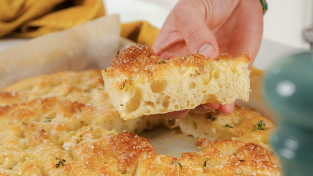 Focaccia recipe (it's incredible)