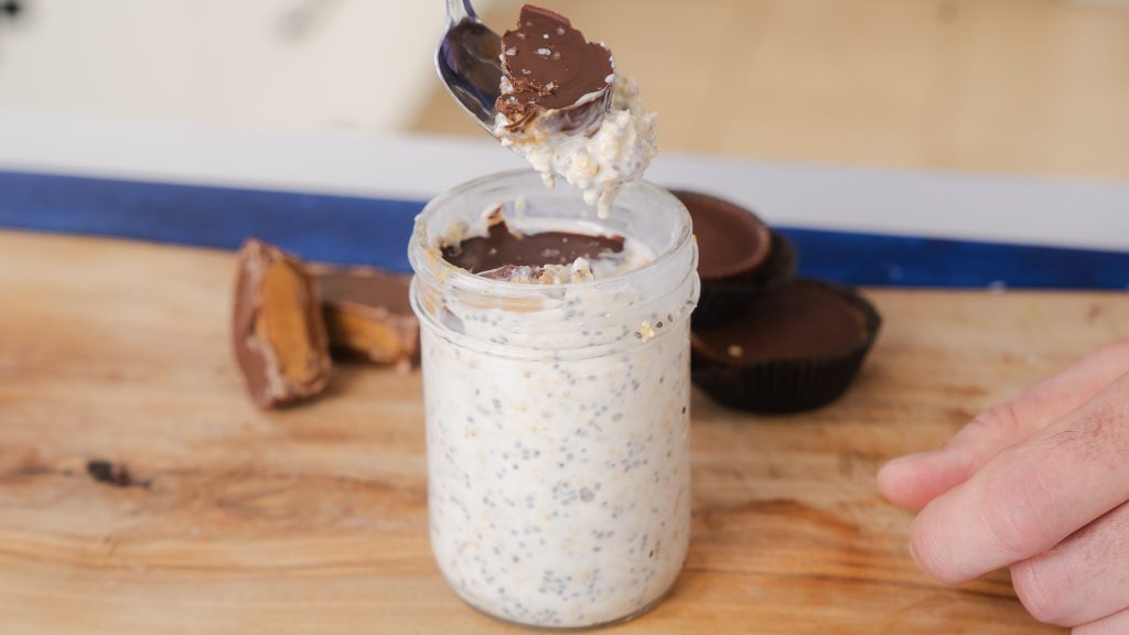 Peanut Butter Cup Overnight Oats