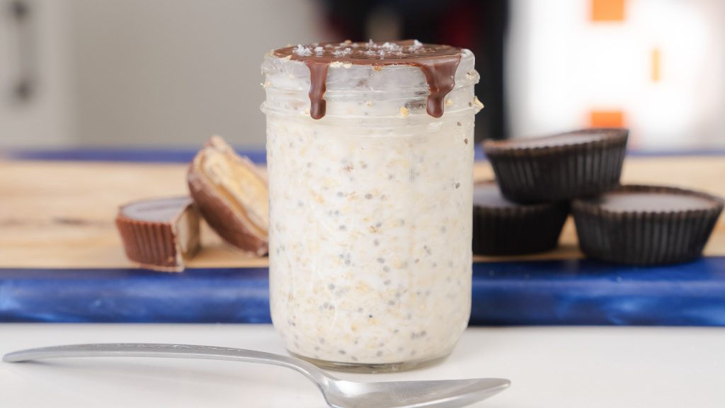 Peanut Butter Cup Overnight Oats